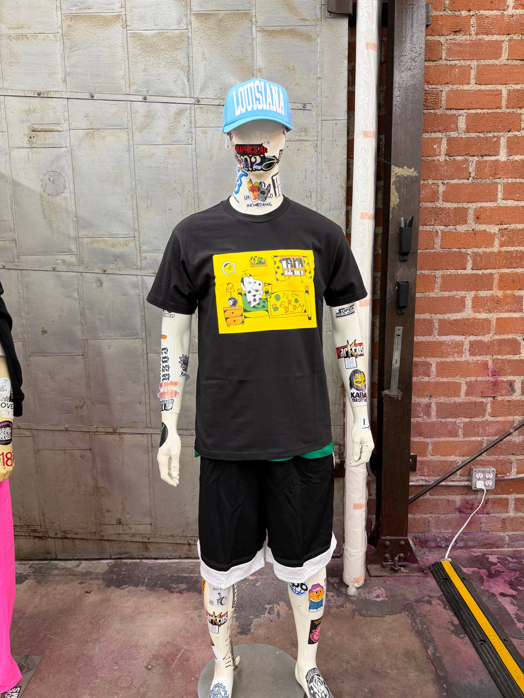 1bedroom dog Tee